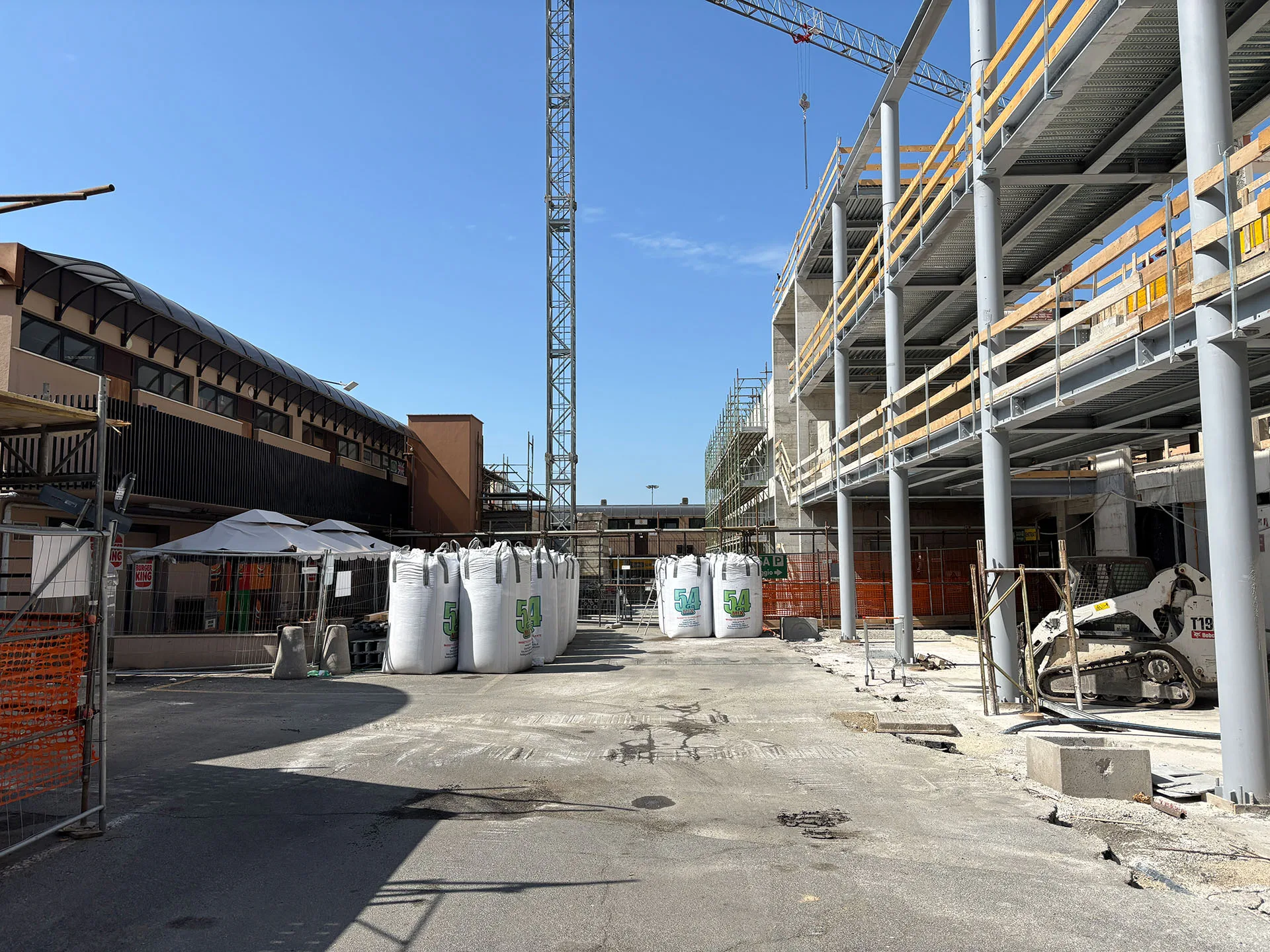 Supermercato CONAD - Via Pisana (Roma) - 1
